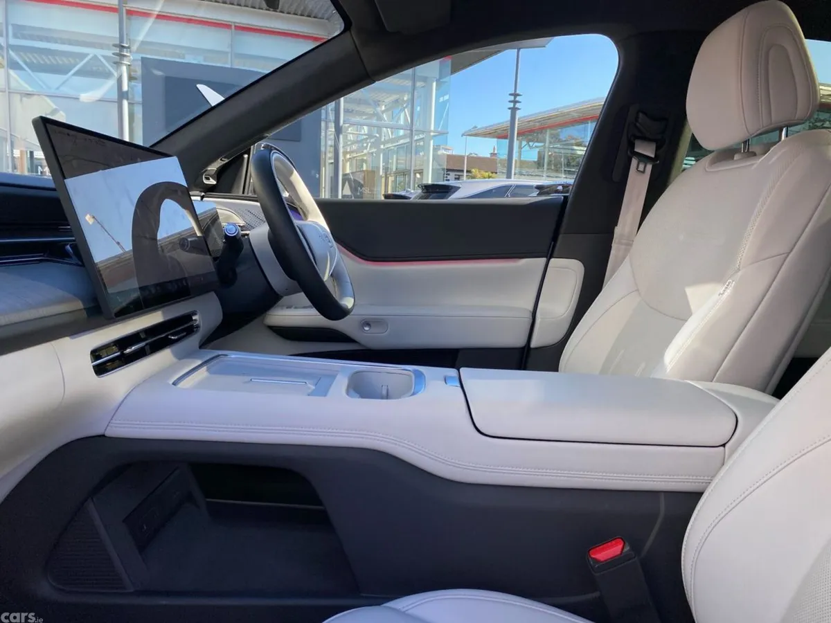 XPeng G6 Hatchback, Electric, 2026, Grey