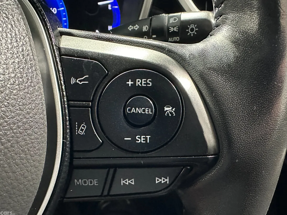 Toyota Corolla Hatchback, Petrol Hybrid, 2020, Blue