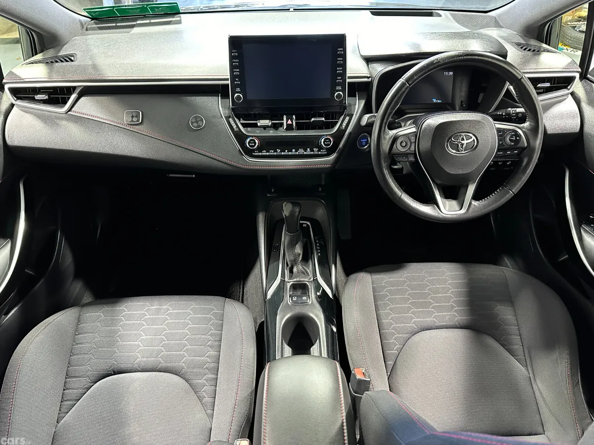 Toyota Corolla Hatchback, Petrol Hybrid, 2020, Blue