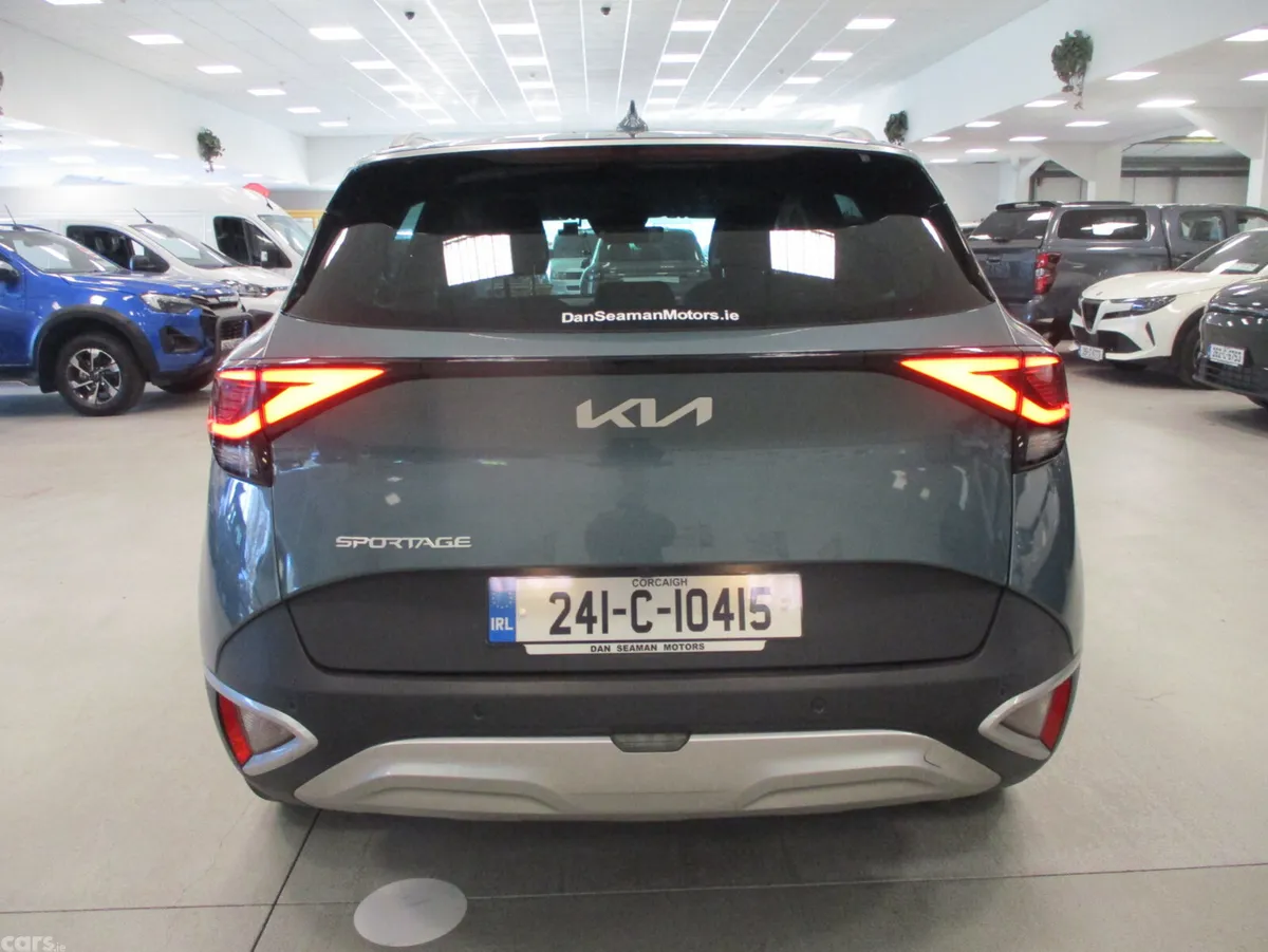 Kia Sportage SUV, Diesel, 2024, Green