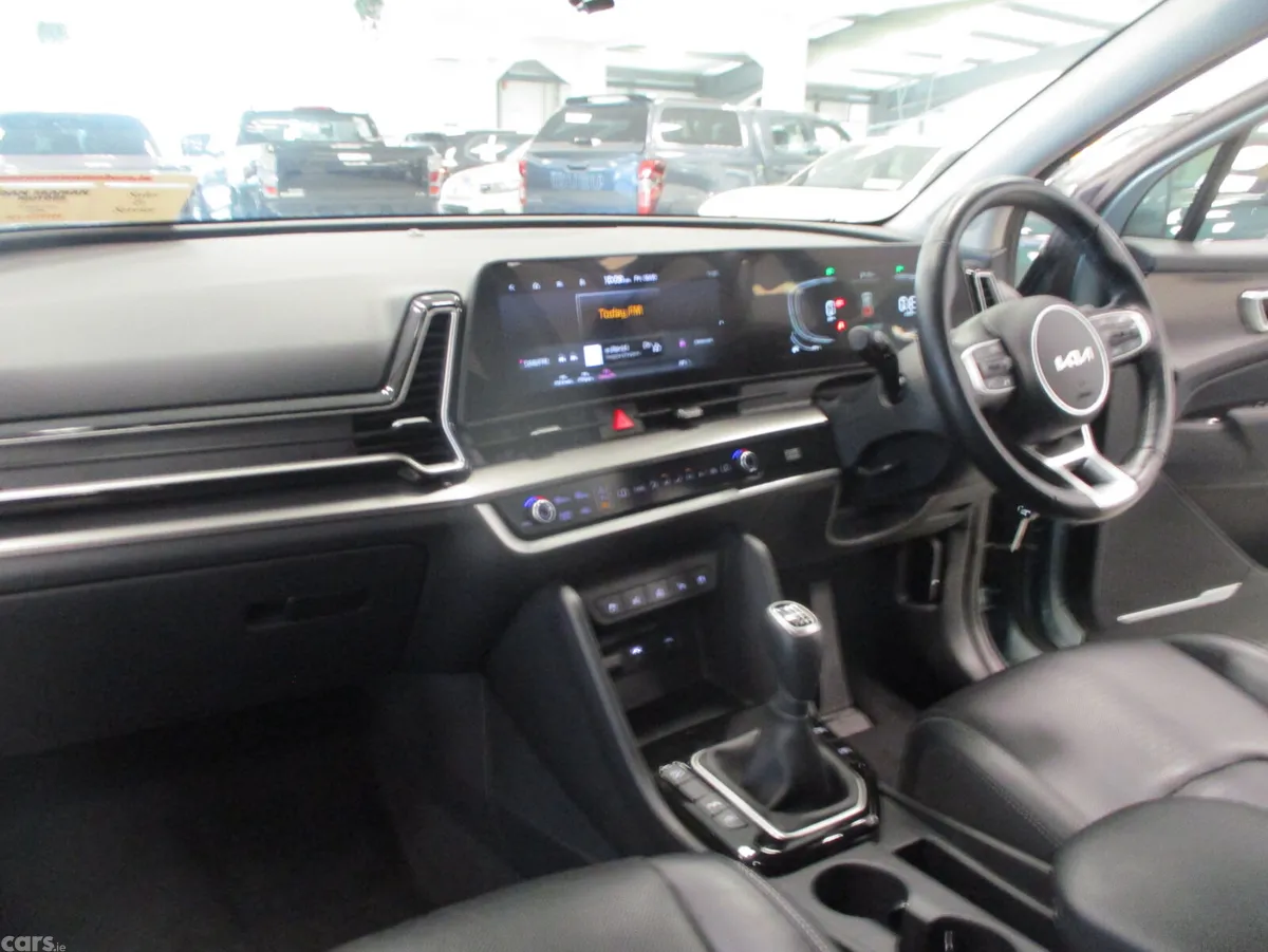 Kia Sportage SUV, Diesel, 2024, Green