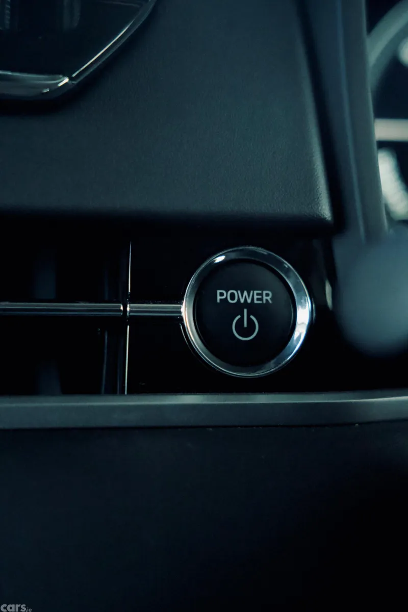 Mitsubishi Outlander SUV, Petrol Plug-in Hybrid, 2022, Silver