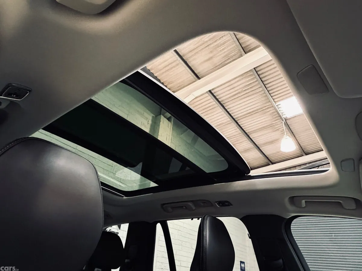 Volvo XC90 SUV, Petrol Plug-in Hybrid, 2022, Black