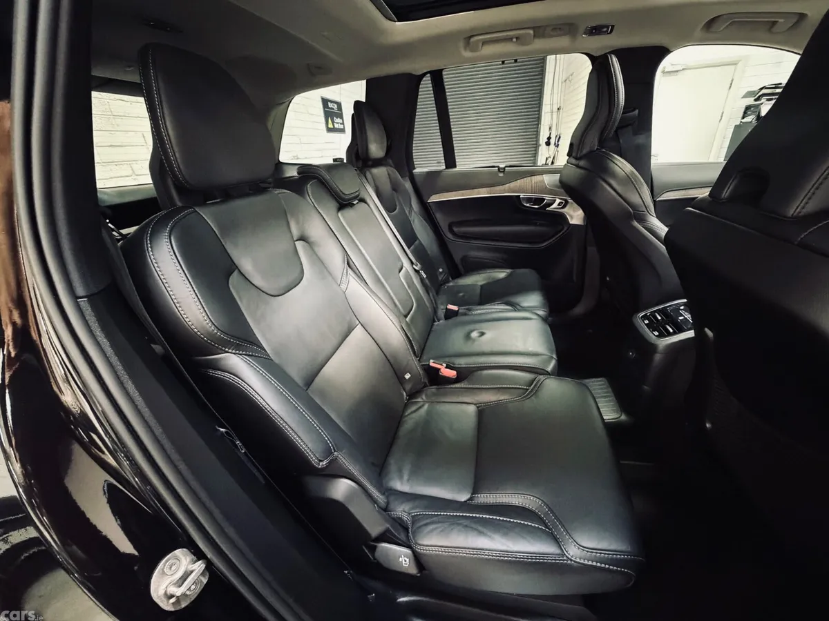 Volvo XC90 SUV, Petrol Plug-in Hybrid, 2022, Black