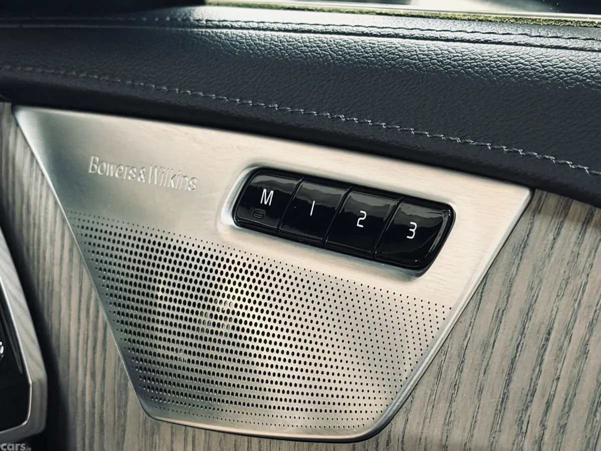 Volvo XC90 SUV, Petrol Plug-in Hybrid, 2022, Black