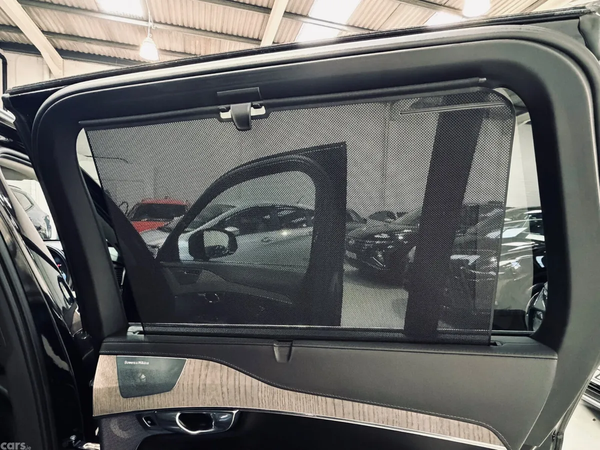 Volvo XC90 SUV, Petrol Plug-in Hybrid, 2022, Black