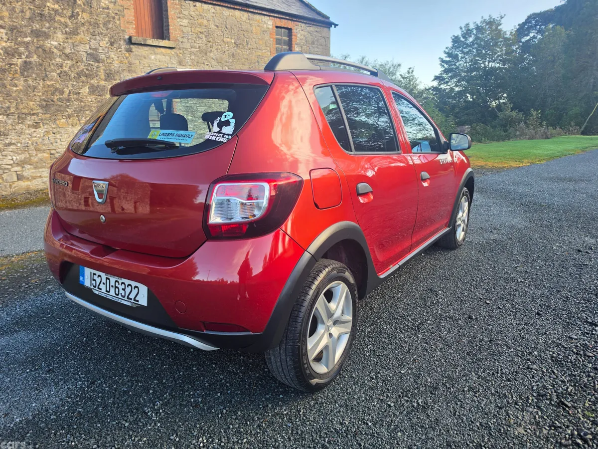 Dacia Sandero Stepway Hatchback, Diesel, 2015, Red