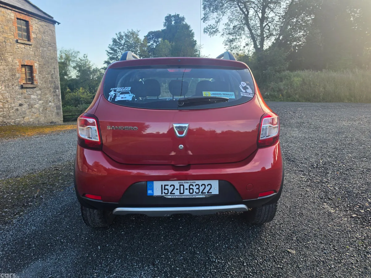 Dacia Sandero Stepway Hatchback, Diesel, 2015, Red
