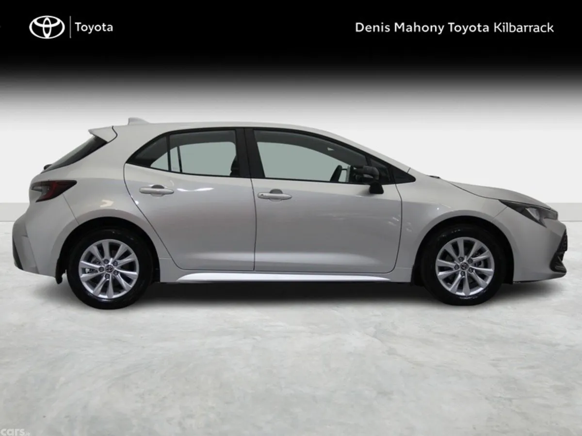 Toyota Corolla Hatchback, Petrol Hybrid, 2027, Silver