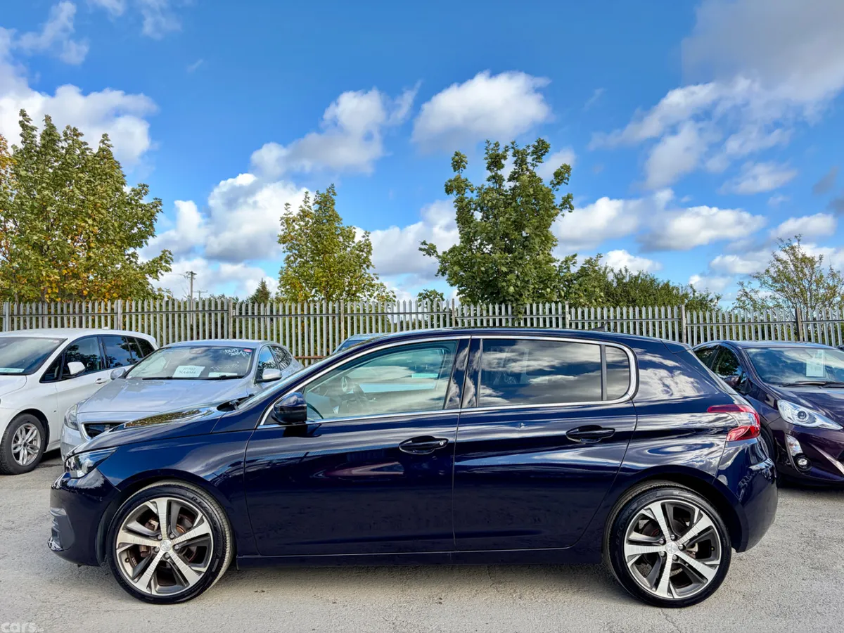 Peugeot 308 Hatchback, Diesel, 2018, Blue