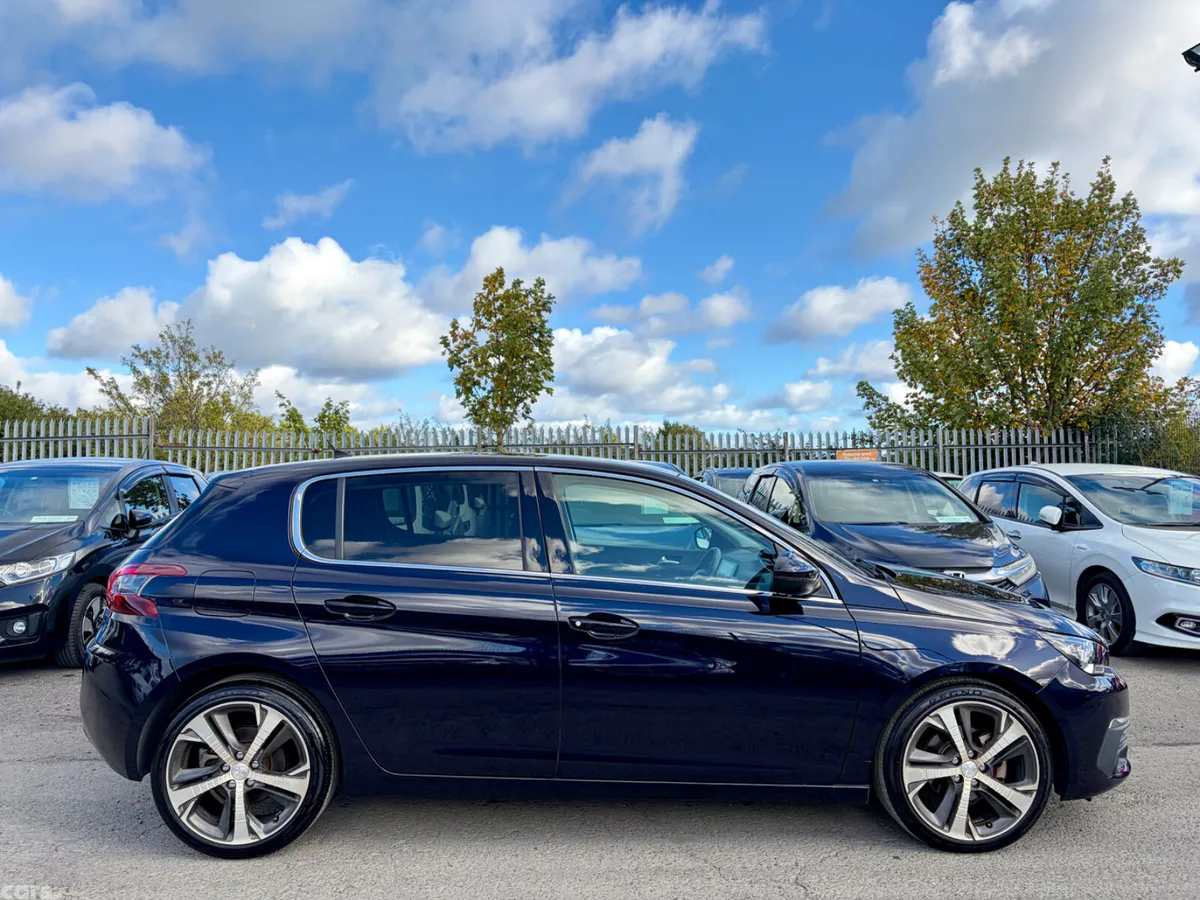 Peugeot 308 Hatchback, Diesel, 2018, Blue