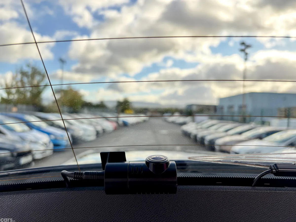 Peugeot 308 Hatchback, Diesel, 2018, Blue