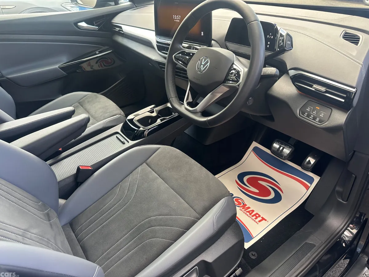 Volkswagen ID.5 SUV, Electric, 2023, Black