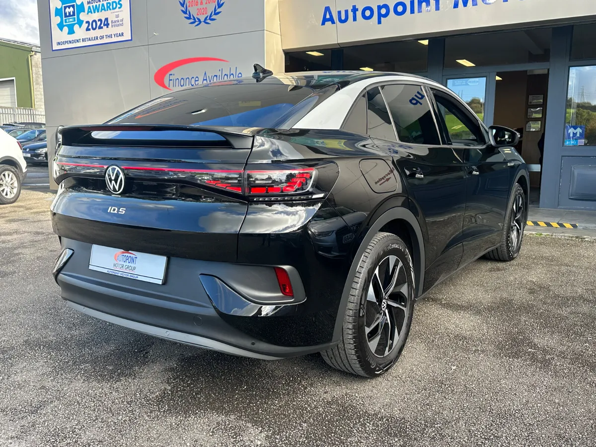 Volkswagen ID.5 SUV, Electric, 2023, Black