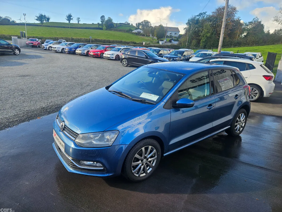 Volkswagen Polo Hatchback, Petrol, 2017, Blue