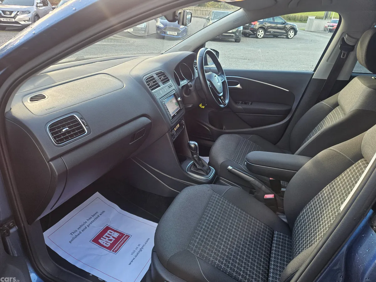 Volkswagen Polo Hatchback, Petrol, 2017, Blue