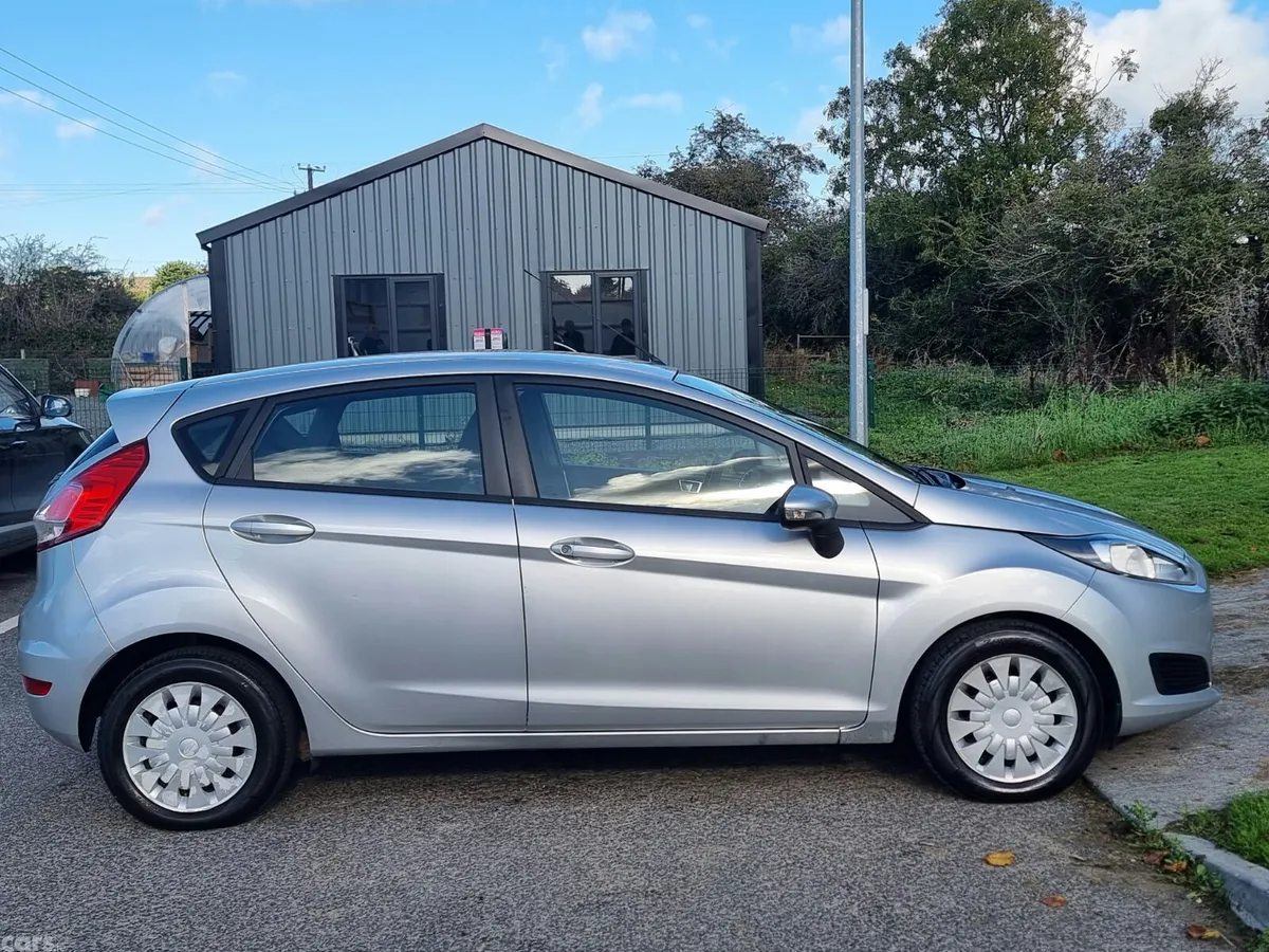 Ford Fiesta Hatchback, Diesel, 2013, Silver