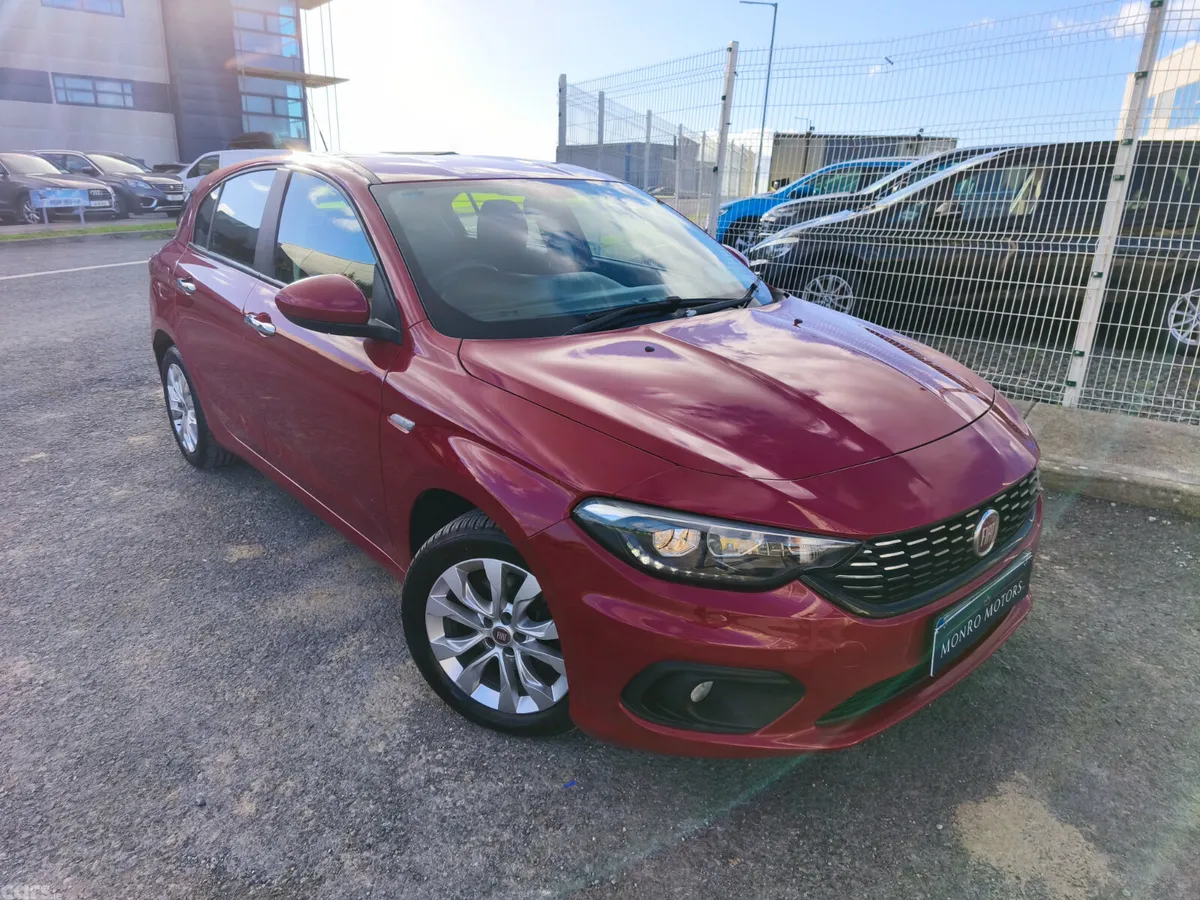 Fiat Tipo MPV, Diesel, 2017, Red