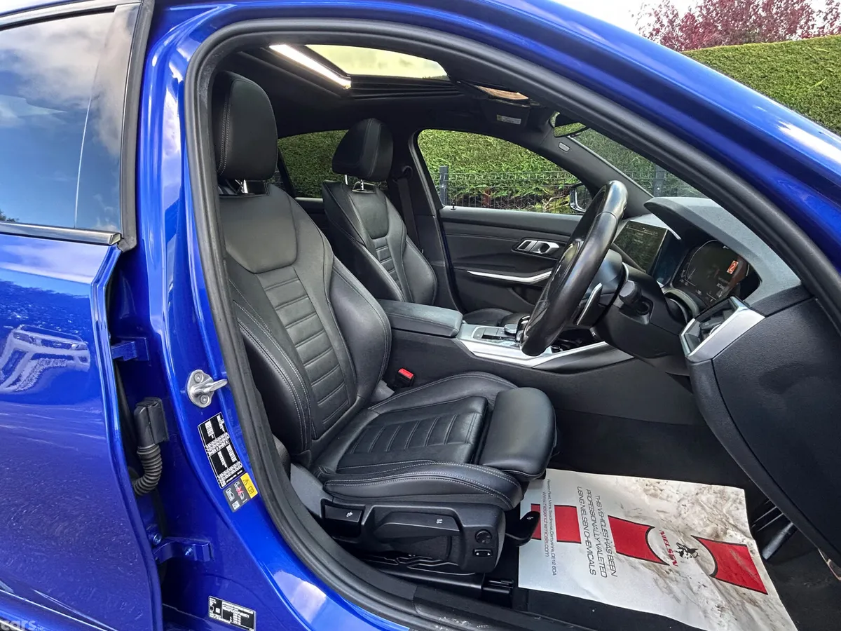 BMW 3-Series Saloon, Petrol Hybrid, 2022, Blue