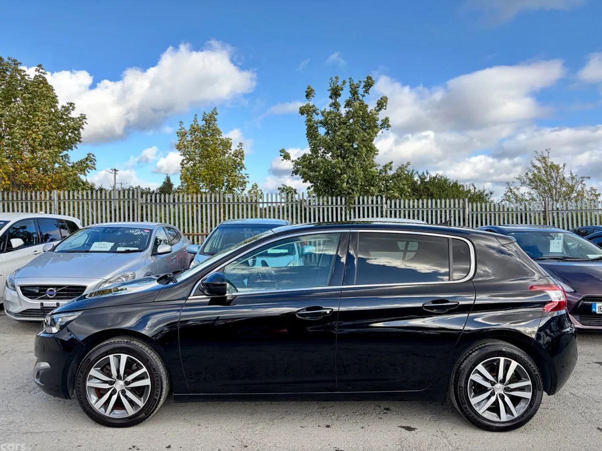 Peugeot 308 Hatchback, Petrol, 2016, Black