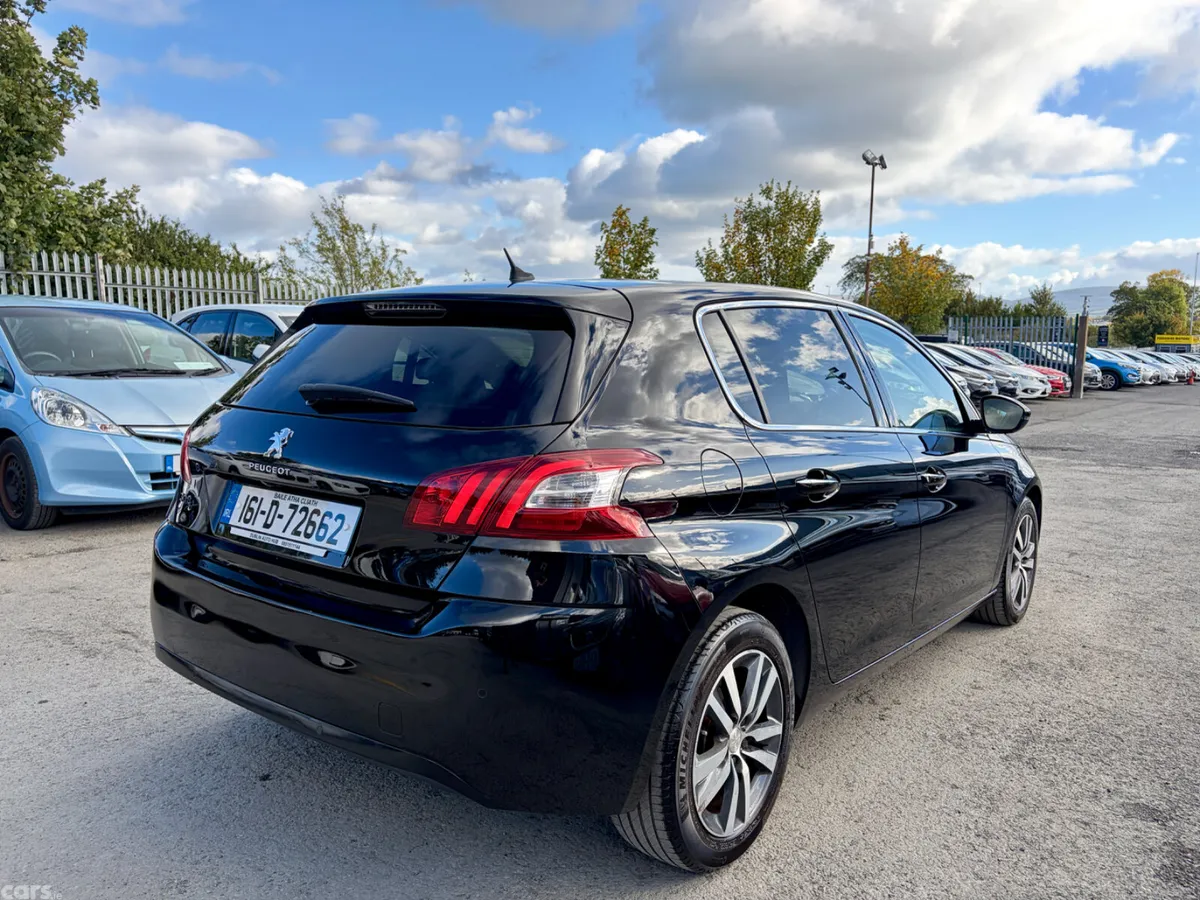 Peugeot 308 Hatchback, Petrol, 2016, Black