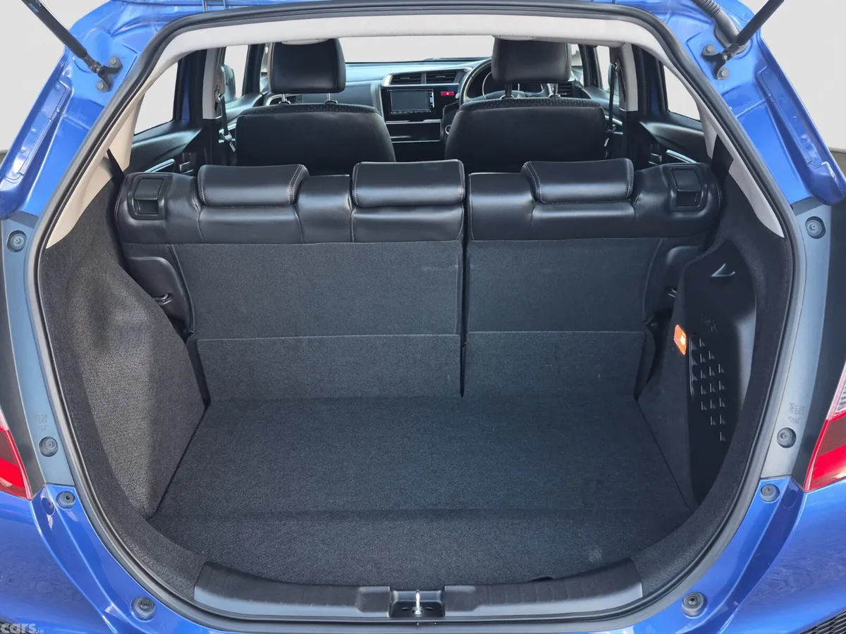 Honda Fit Hatchback, Petrol Hybrid, 2015, Blue
