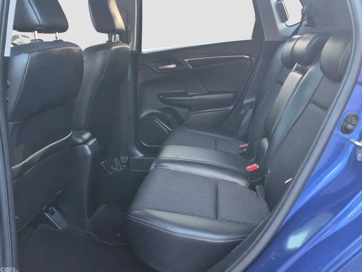Honda Fit Hatchback, Petrol Hybrid, 2015, Blue