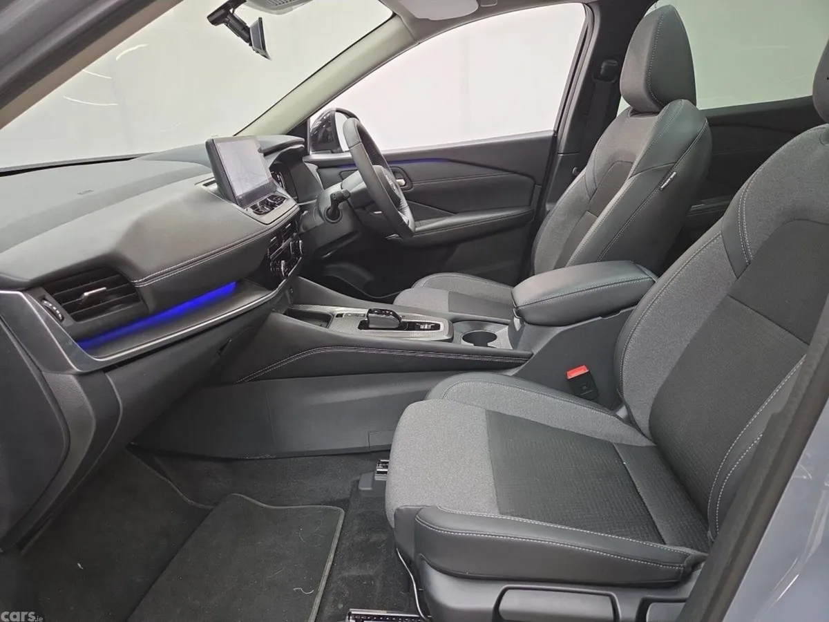 Nissan Qashqai MPV, Petrol Hybrid, 2026, Grey