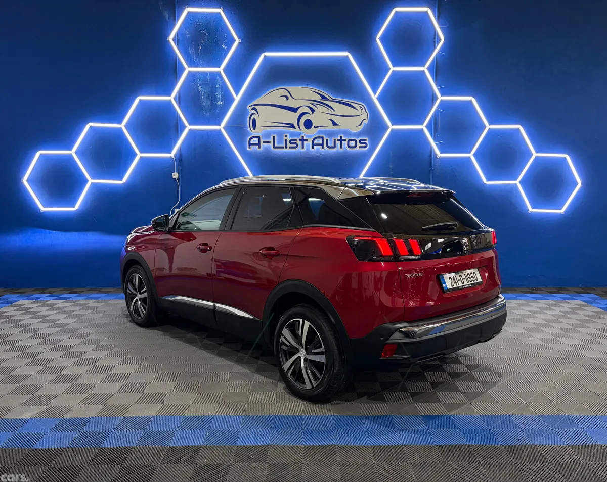 Peugeot 3008 MPV, Diesel, 2024, Red