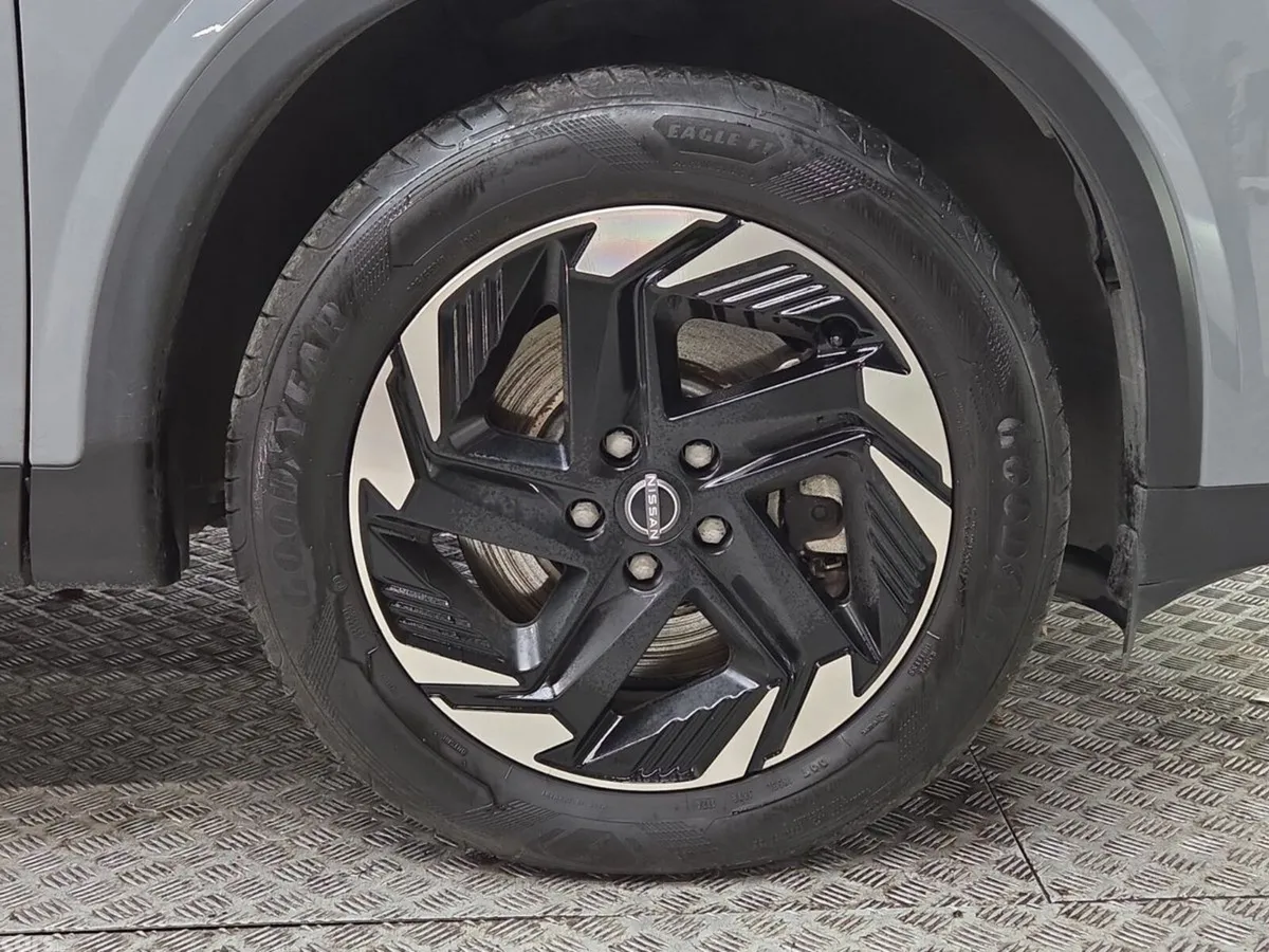 Nissan Qashqai MPV, Petrol Hybrid, 2026, Grey