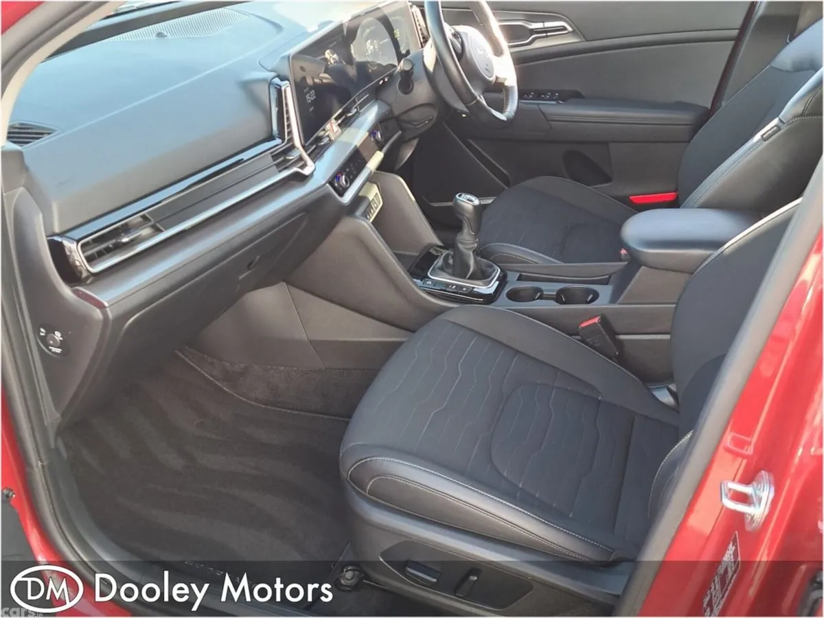 Kia Sportage SUV, Diesel Hybrid, 2023, Red