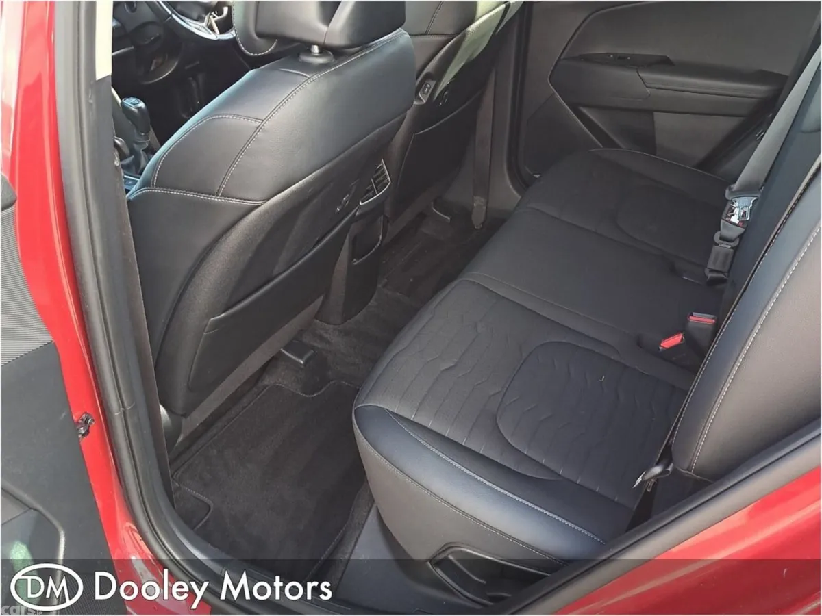 Kia Sportage SUV, Diesel Hybrid, 2023, Red