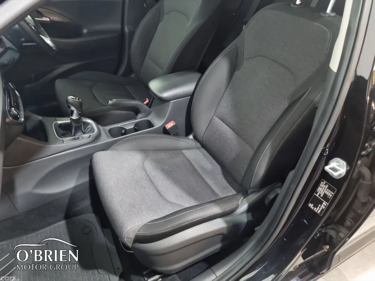Hyundai i30 Hatchback, Diesel, 2021, Black