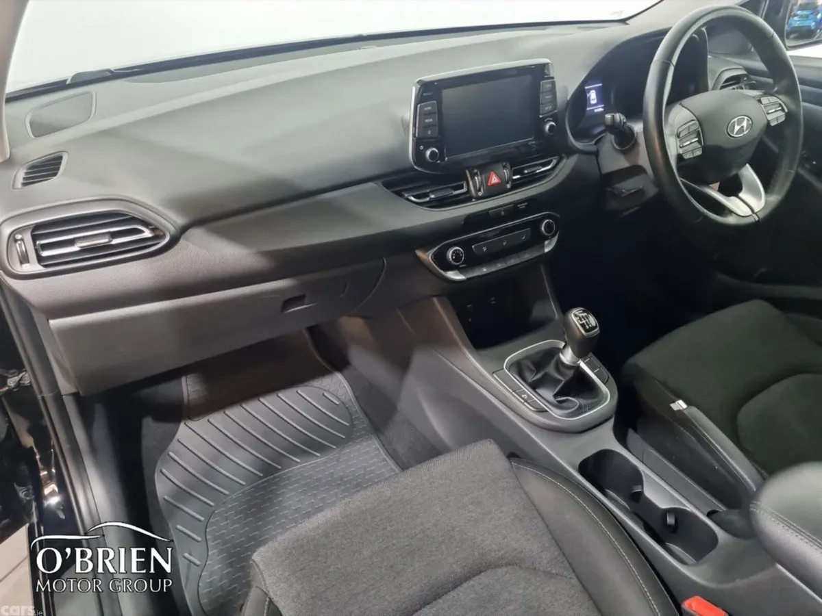 Hyundai i30 Hatchback, Diesel, 2021, Black