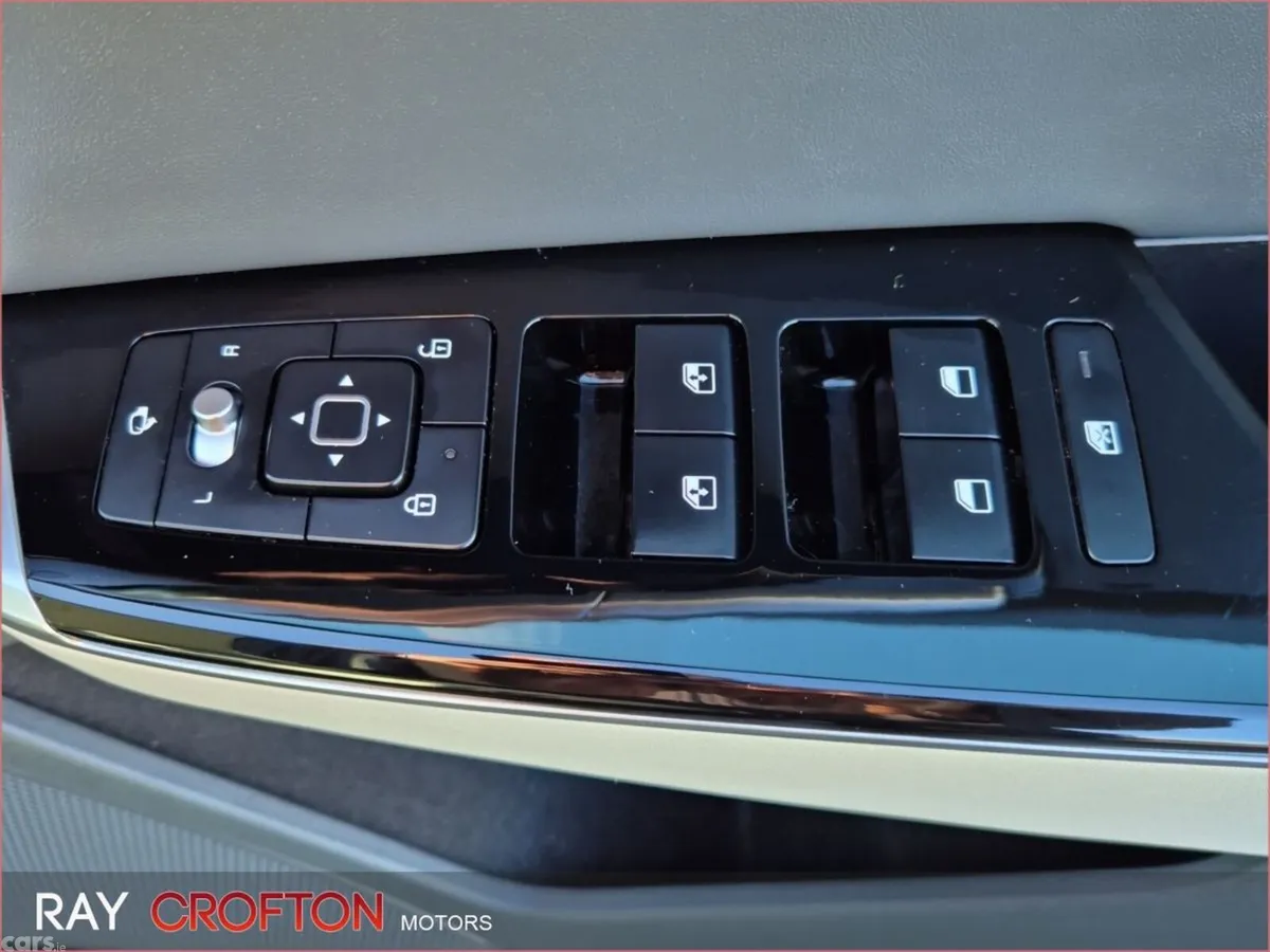 Kia EV6 MPV, Electric, 2023, Blue
