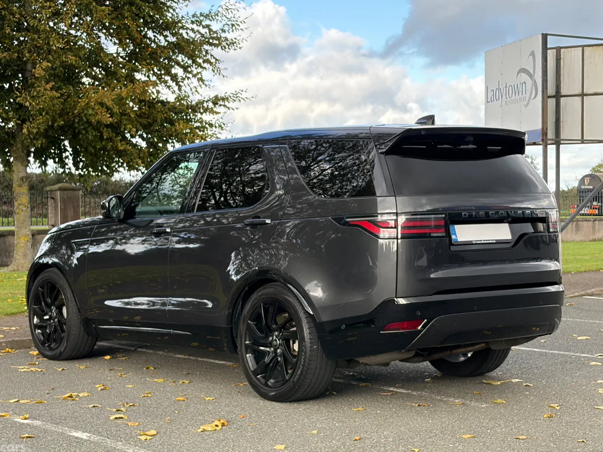 Land Rover Discovery SUV, Diesel, 2023, Grey