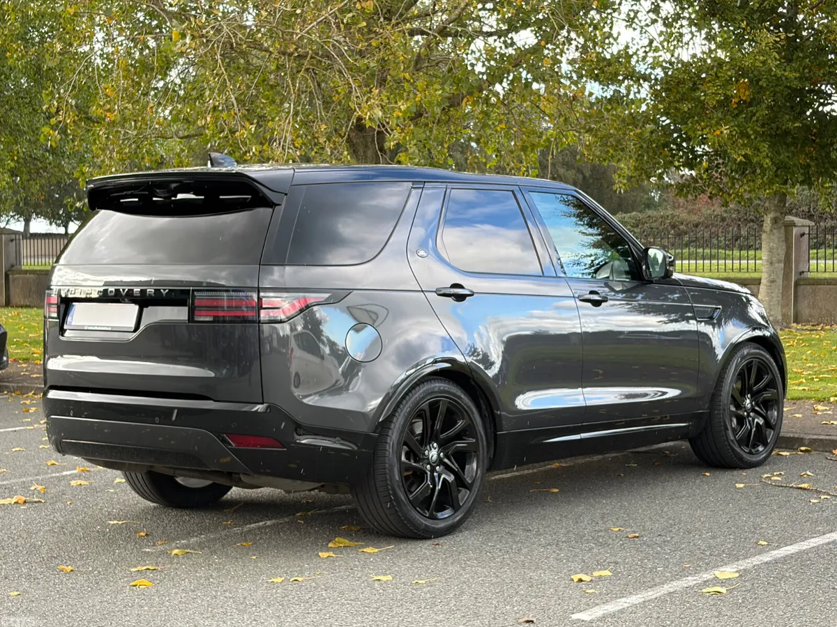 Land Rover Discovery SUV, Diesel, 2023, Grey