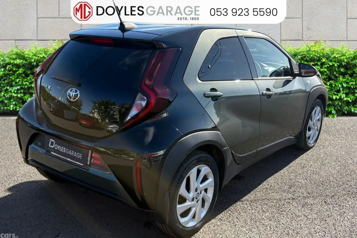 Toyota Aygo Hatchback, Petrol, 2022, Green