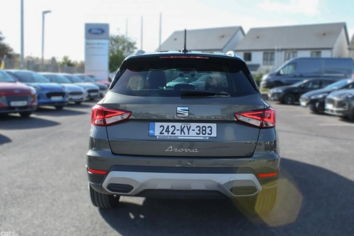 SEAT Arona SUV, Petrol, 2024, Green