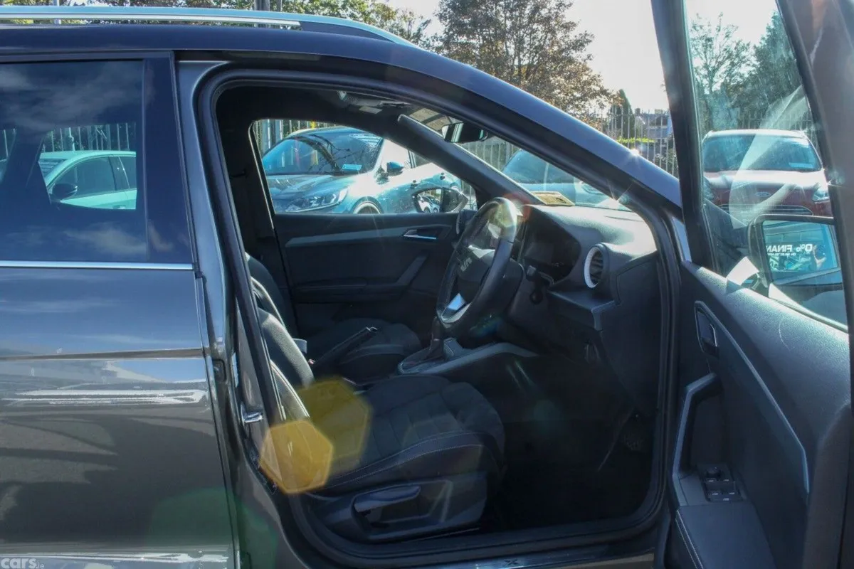 SEAT Arona SUV, Petrol, 2024, Green