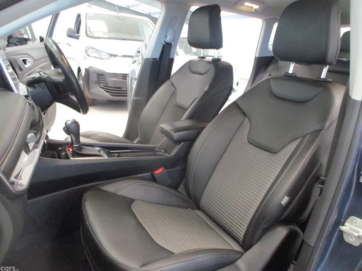 Jeep Compass SUV, Petrol, 2025, Blue