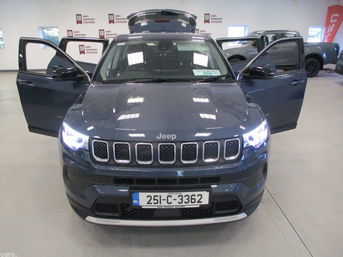 Jeep Compass SUV, Petrol, 2025, Blue