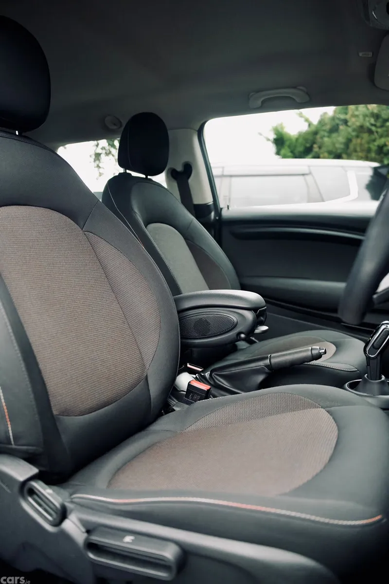 Mini Cooper SUV, Diesel, 2021, Black