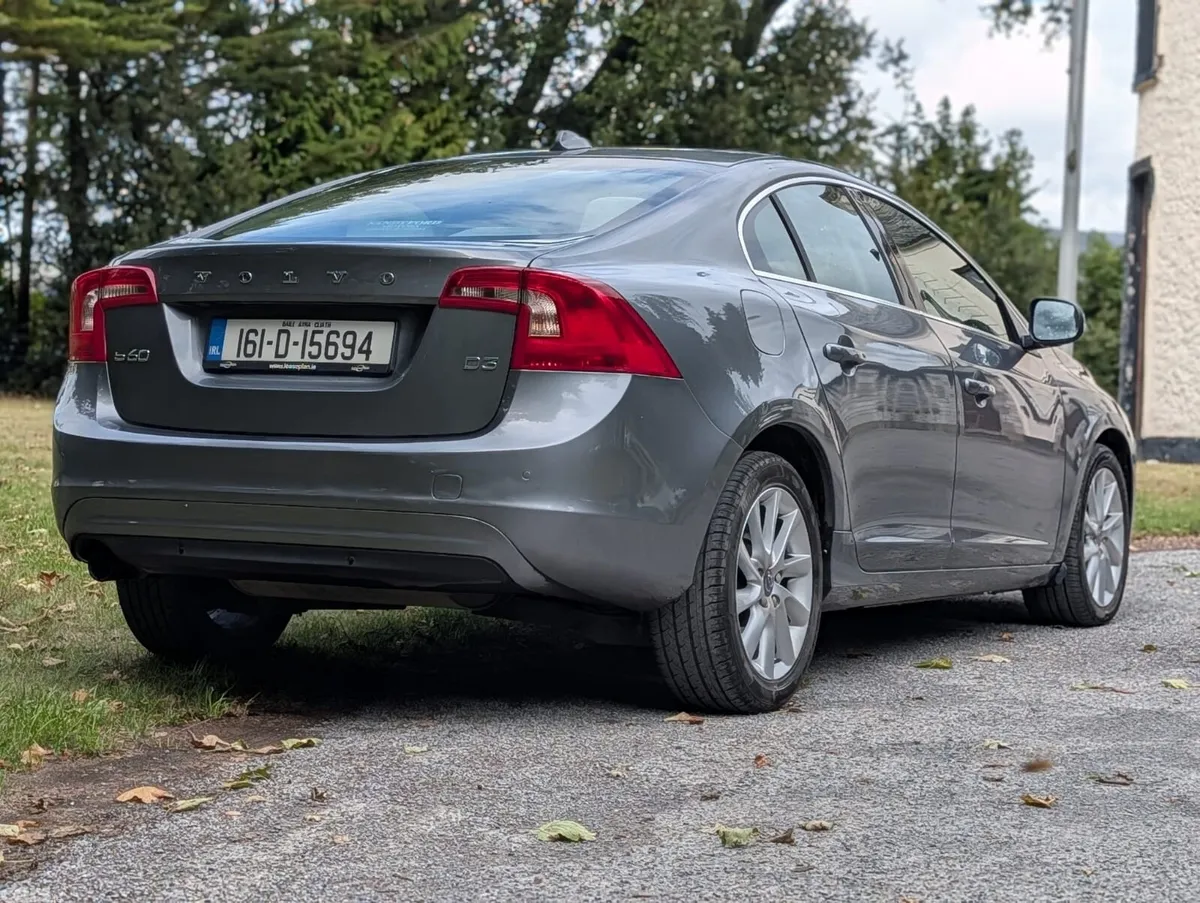 Volvo S60 Saloon, Diesel, 2016, Grey