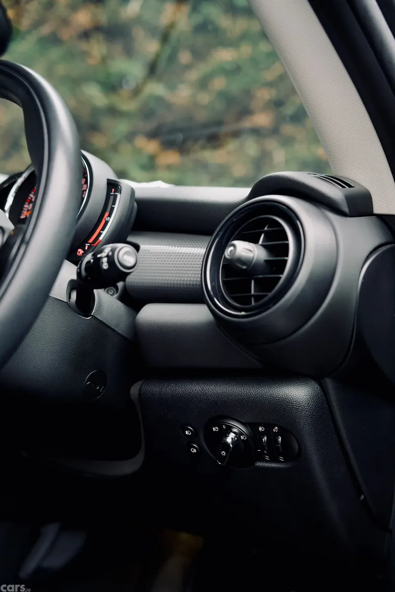 Mini Cooper SUV, Diesel, 2021, Black