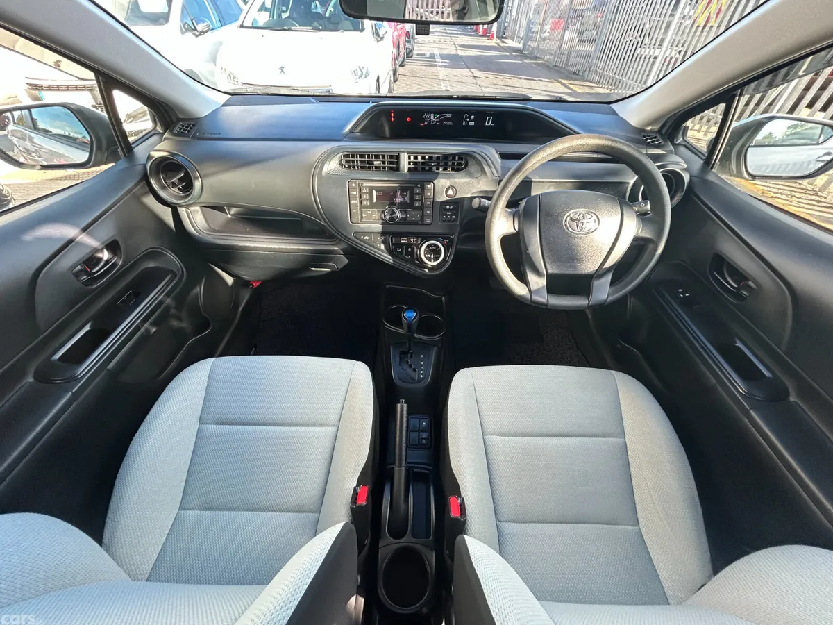 Toyota Aqua Hatchback, Petrol Hybrid, 2019, Silver