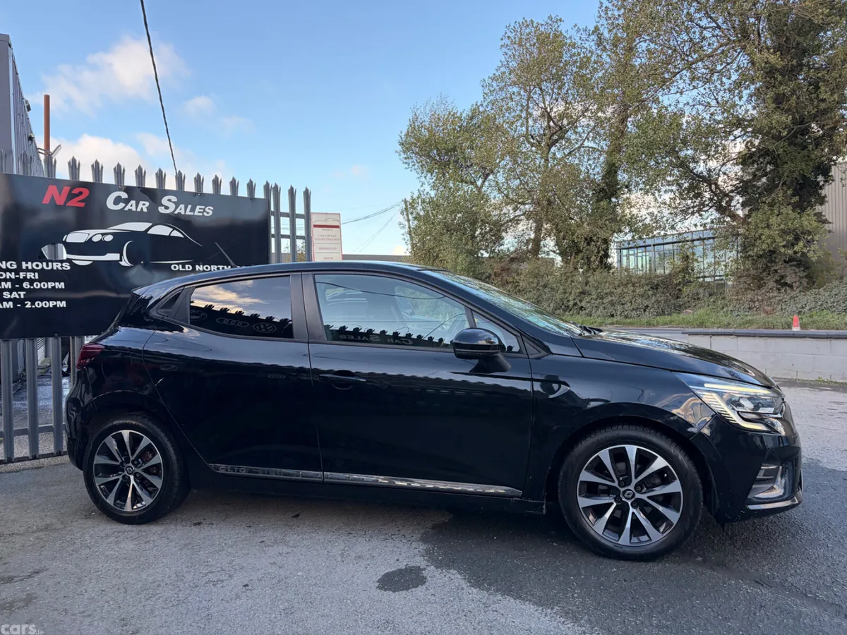Renault Clio Hatchback, Petrol, 2021, Black
