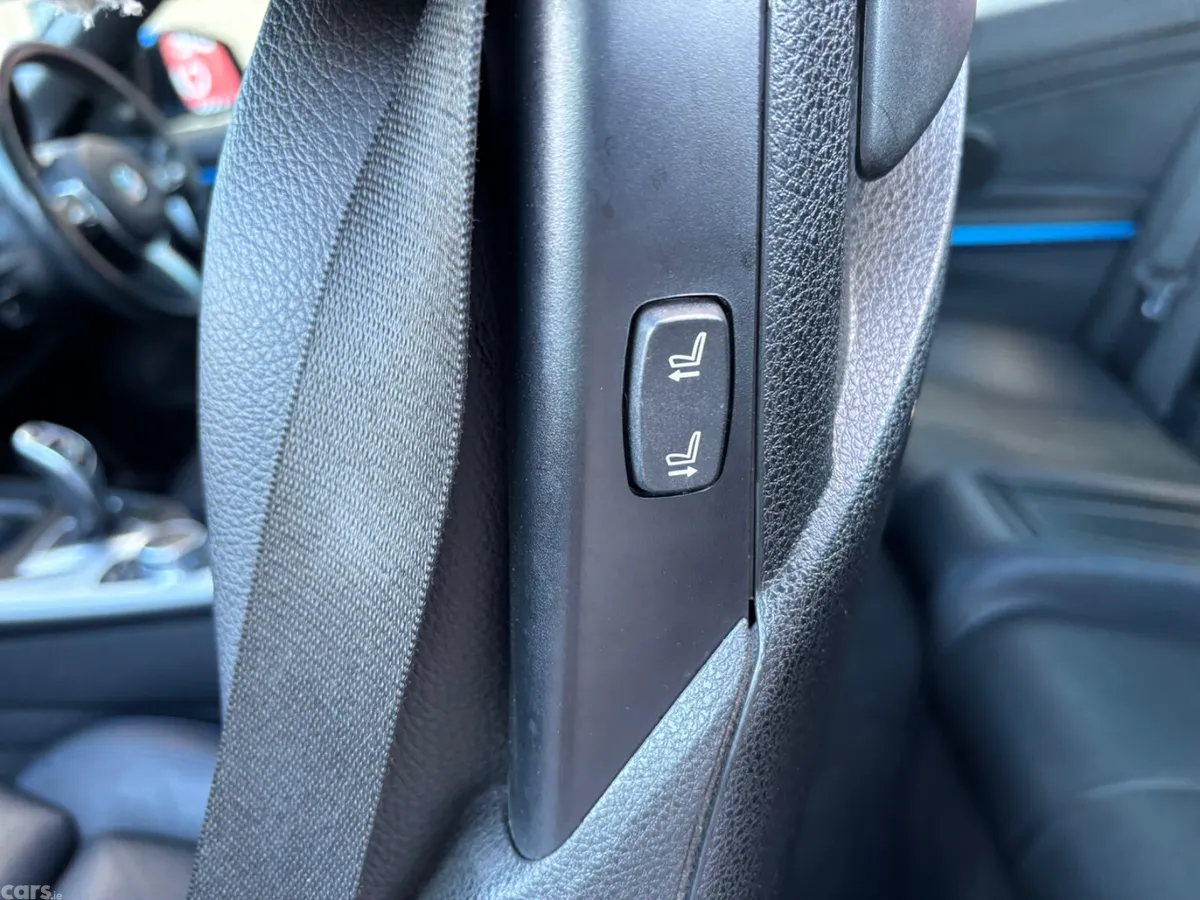 BMW 4-Series Convertible, Diesel, 2015, Blue
