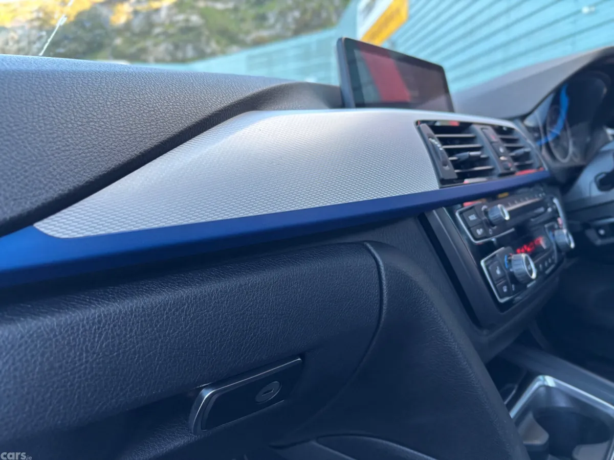 BMW 4-Series Convertible, Diesel, 2015, Blue