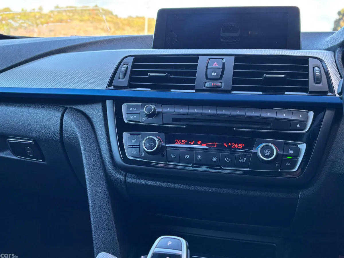 BMW 4-Series Convertible, Diesel, 2015, Blue